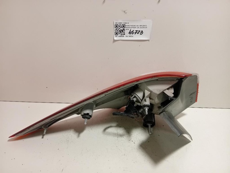 Fanale POST DX BM51-13404-G Ford Focus IV SW 2011