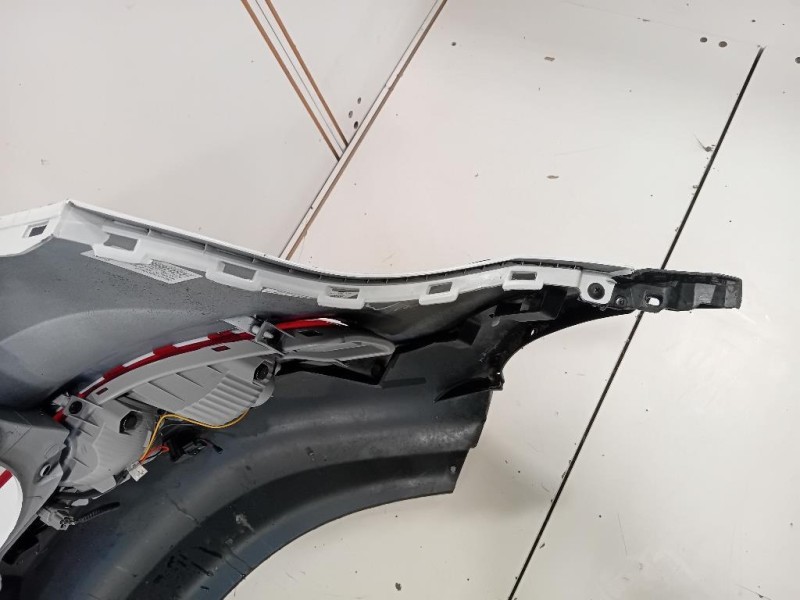 Paraurti POST 866713U000BIJ Kia Sportage III 2010