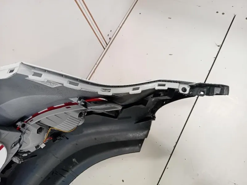 Paraurti POST 866713U000BIJ Kia Sportage III 2010