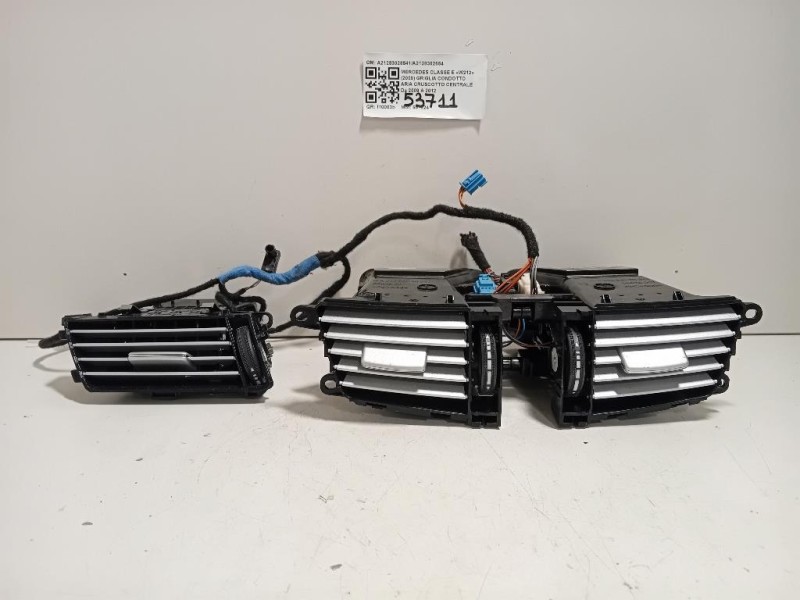 Griglia Condotto ARIA Cruscotto Centrale A21283028541A2128302654 Mercedes Classe E W212 2009