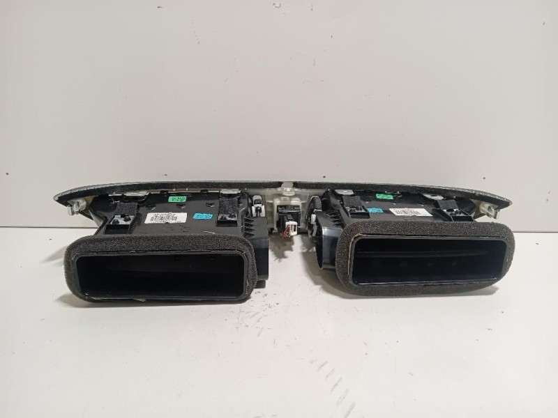 Griglia Condotto ARIA Cruscotto Centrale 687504 Nissan Qashqai II 2014