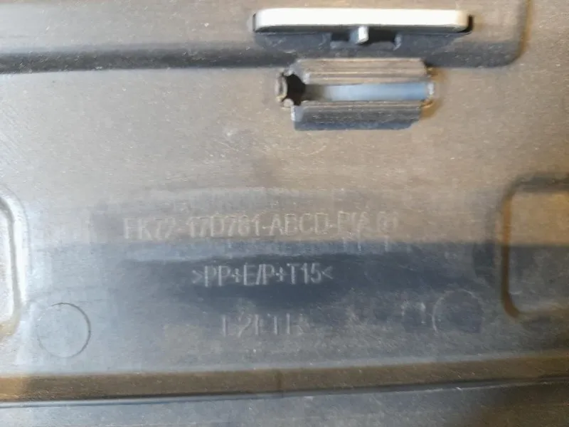 Paraurti POST FK7217926AP Land Rover Discovery V Sport 2015