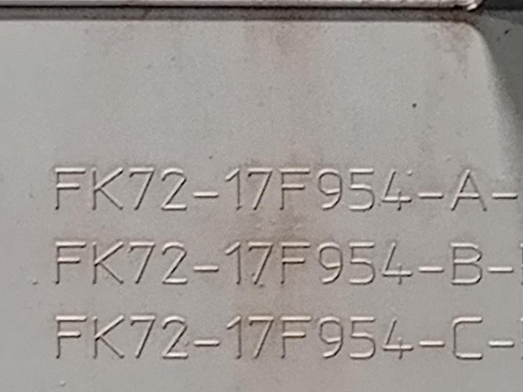 Paraurti POST FK72-17F954-A Land Rover Discovery V Sport 2019