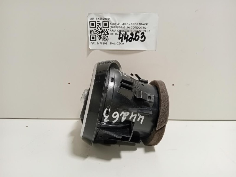 Griglia Condotto ARIA Cruscotto Centrale DX 8X2820951 Audi A1 8XF Sportback 2015