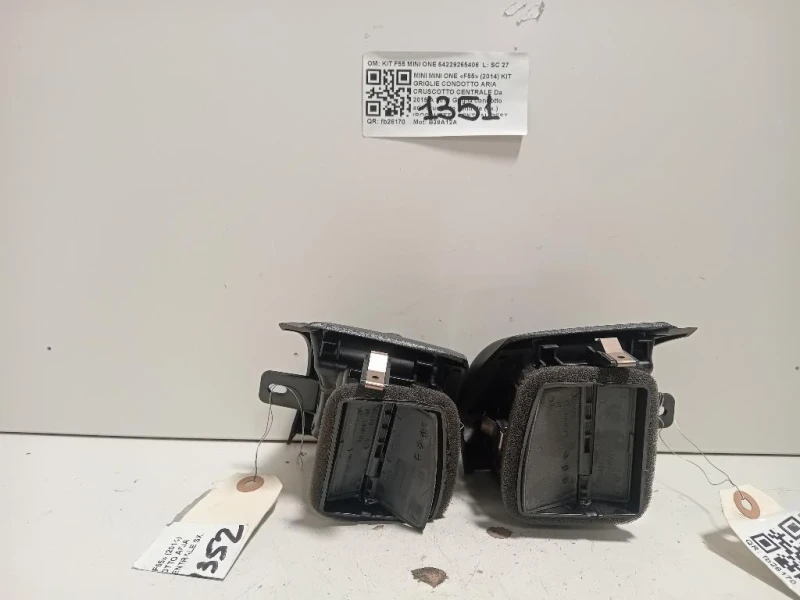 Griglia Condotto ARIA Cruscotto Centrale DX F55 MINI ONE 64229265406 Mini MINI ONE F55 2014