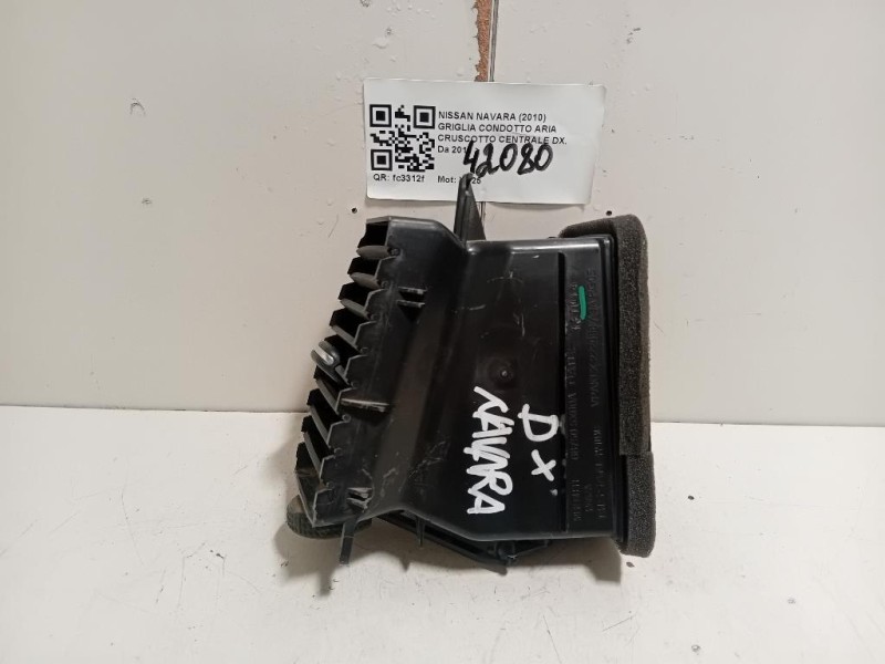 Griglia Condotto ARIA Cruscotto Centrale DX 68750-4X00A Nissan Navara 2010