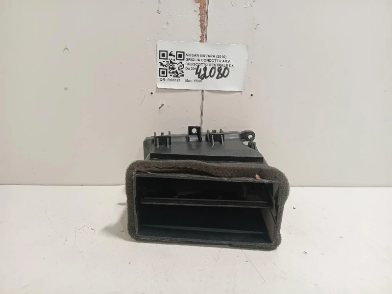 Griglia Condotto ARIA Cruscotto Centrale DX 68750-4X00A Nissan Navara 2010