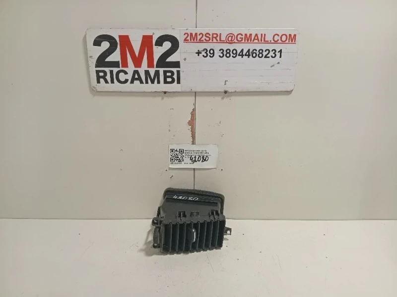Griglia Condotto ARIA Cruscotto Centrale DX 68750-4X00A Nissan Navara 2010