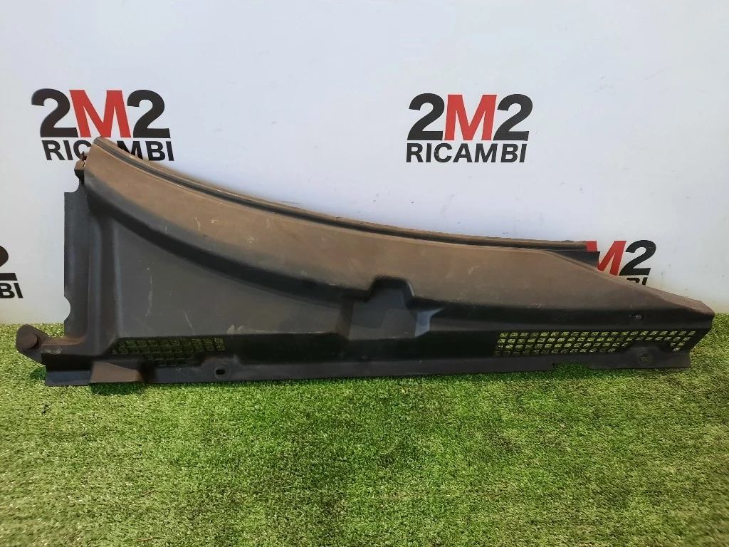 Griglia Copertura Cunetta Acqua DX 156073236 DX Alfa Romeo 159 2006