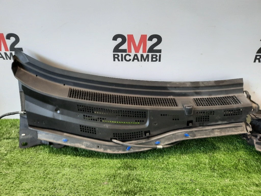 Griglia Copertura Cunetta Acqua DX BJS7507R0A Mazda 3 III 2016