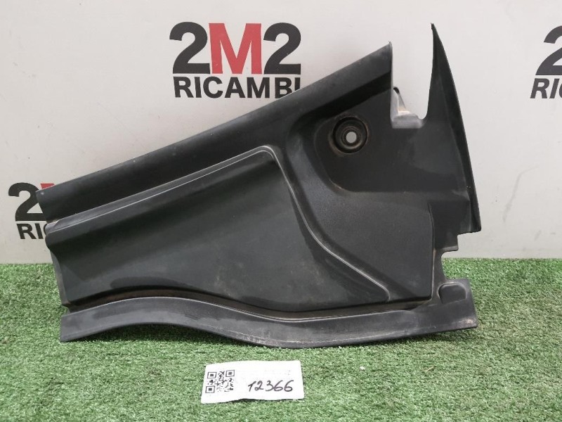 Griglia Copertura Cunetta Acqua SX A2468300700 SX Mercedes Classe B W246 2012