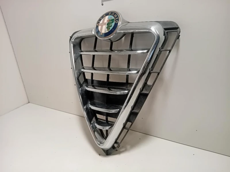 Griglia DI Ventilazione Paraurti ANT 156085889 Alfa Romeo Giulietta 2010