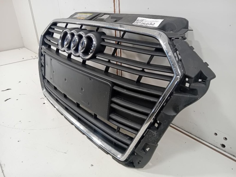 Griglia DI Ventilazione Paraurti ANT 8V3853651AA Audi A3 8V1 2012