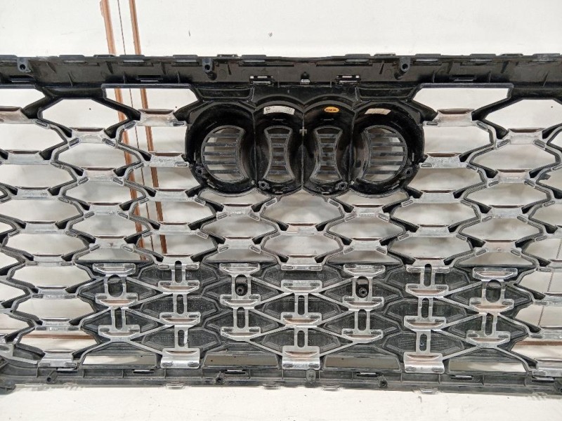 Griglia DI Ventilazione Paraurti ANT 83F853651B Audi Q3 8UB 2012