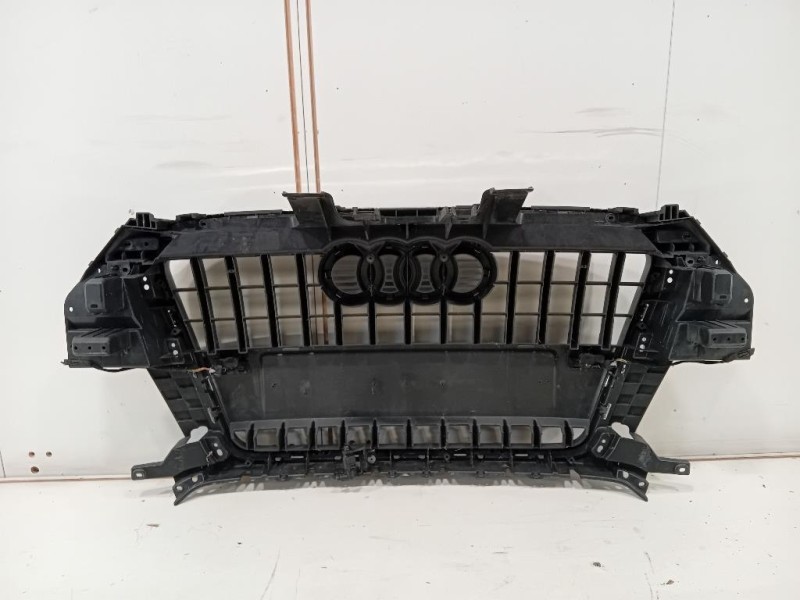 Griglia DI Ventilazione Paraurti ANT 8U0853651 Audi Q3 8UB 2012