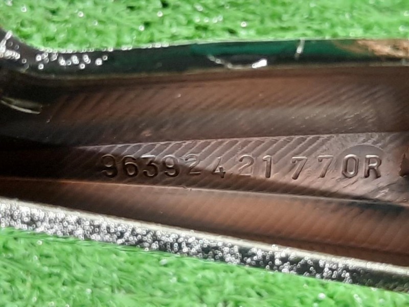 Griglia DI Ventilazione Paraurti ANT 9637079777 Citroen Xsara Picasso 2004
