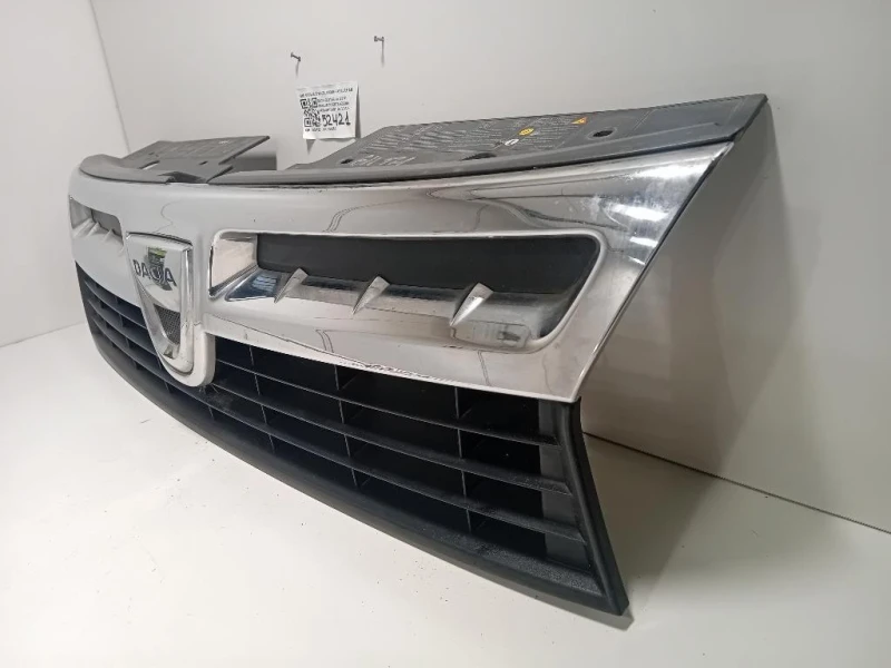Griglia DI Ventilazione Paraurti ANT GRIGLIA DI VENTILAZIONE PARAURTI ANT Dacia Duster I 2014