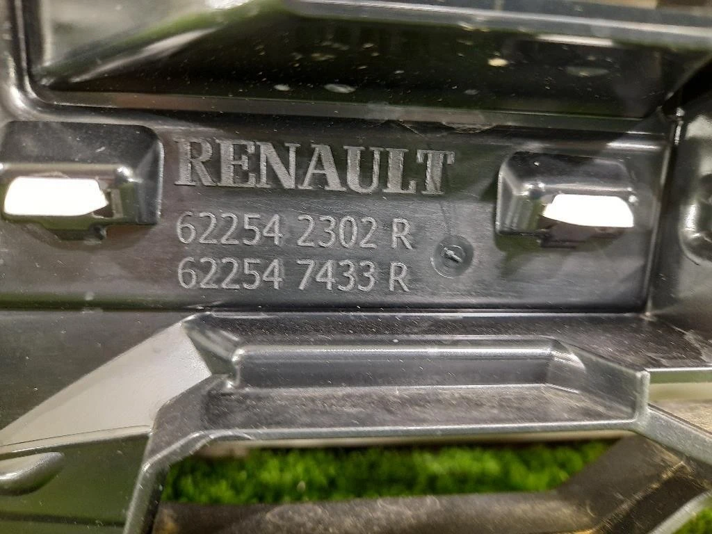 Griglia DI Ventilazione Paraurti ANT 622542302R 622547433R Dacia Duster II 2021