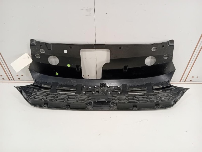 Griglia DI Ventilazione Paraurti ANT 622547147 R Dacia Jogger 2022