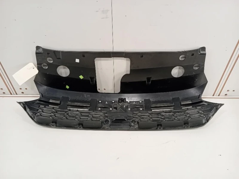 Griglia DI Ventilazione Paraurti ANT 622547147 R Dacia Jogger 2022