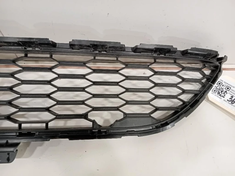 Griglia DI Ventilazione Paraurti ANT GRIGLIA PARAURTI 622543243R Dacia Sandero II 2016