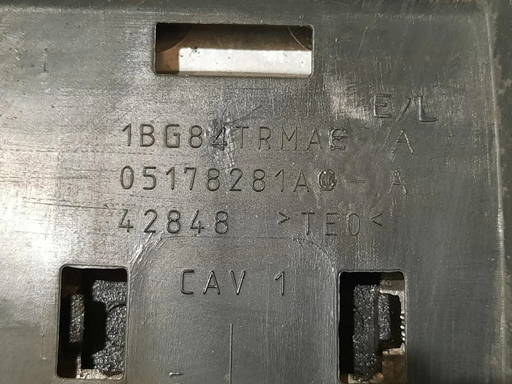 Griglia DI Ventilazione Paraurti ANT 05178281A Fiat Freemont 2011