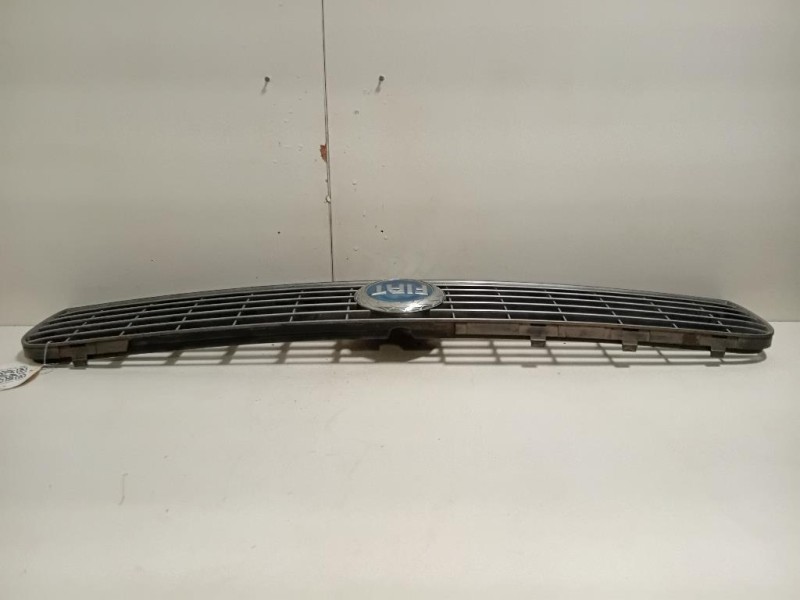 Griglia DI Ventilazione Paraurti ANT 735335775 Fiat Grande Punto 2009