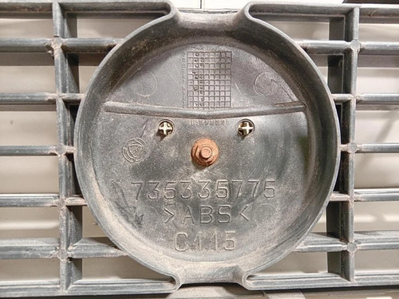 Griglia DI Ventilazione Paraurti ANT 735335775 Fiat Grande Punto 2009