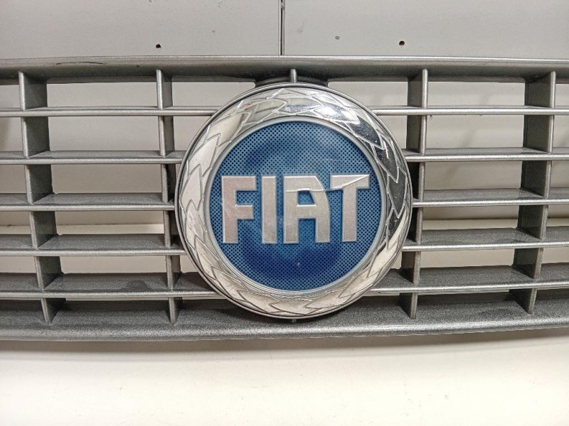 Griglia DI Ventilazione Paraurti ANT 735335775 Fiat Grande Punto 2009