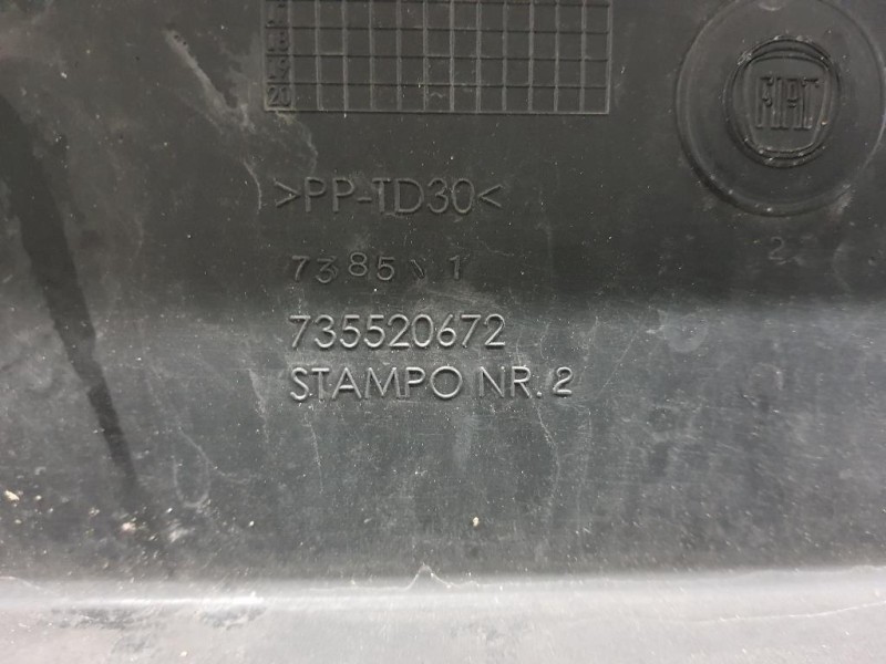 Griglia DI Ventilazione Paraurti ANT 735520672 Fiat Panda III 2012