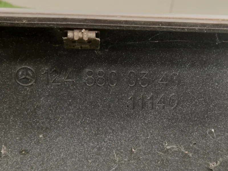 Paraurti POST A1248801740 Mercedes Classe E W124 1985