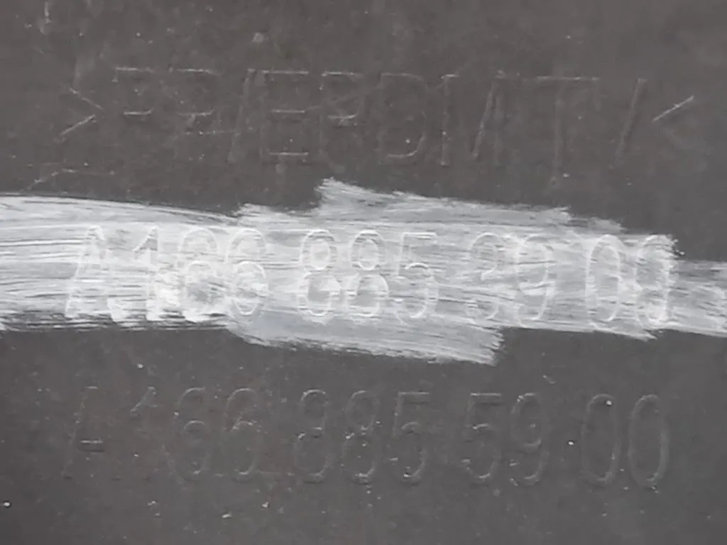 Paraurti POST A1668853900 Mercedes Classe GL X166 2013