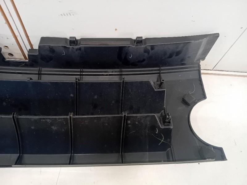 Griglia DI Ventilazione Paraurti ANT GRIGLIA DI VENTILAZIONE PARAURTI ANT Land Rover Discovery III 2005