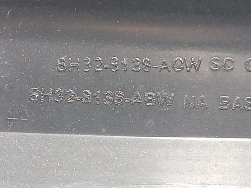 Griglia DI Ventilazione Paraurti ANT 7H32-8138-ABW Land Rover Discovery IV 2010