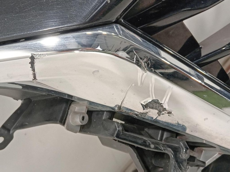 Griglia DI Ventilazione Paraurti ANT BJE1-50712 Mazda 3 III 2016