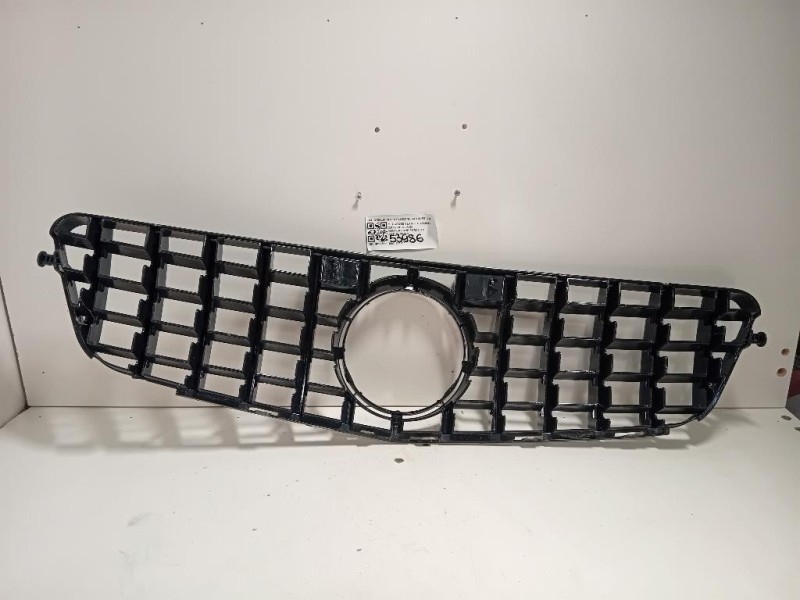 Griglia DI Ventilazione Paraurti ANT GRIGLIA DI VENTILAZIONE PARAURTI ANT Mercedes Classe C W204 2011