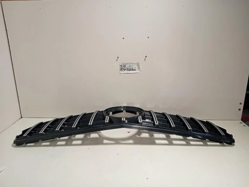 Griglia DI Ventilazione Paraurti ANT GRIGLIA DI VENTILAZIONE PARAURTI ANT Mercedes Classe C W204 2011
