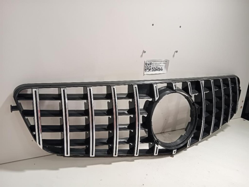 Griglia DI Ventilazione Paraurti ANT GRIGLIA DI VENTILAZIONE PARAURTI ANT Mercedes Classe C W204 2011