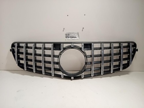 Griglia DI Ventilazione Paraurti ANT GRIGLIA DI VENTILAZIONE PARAURTI ANT Mercedes Classe C W204 2011