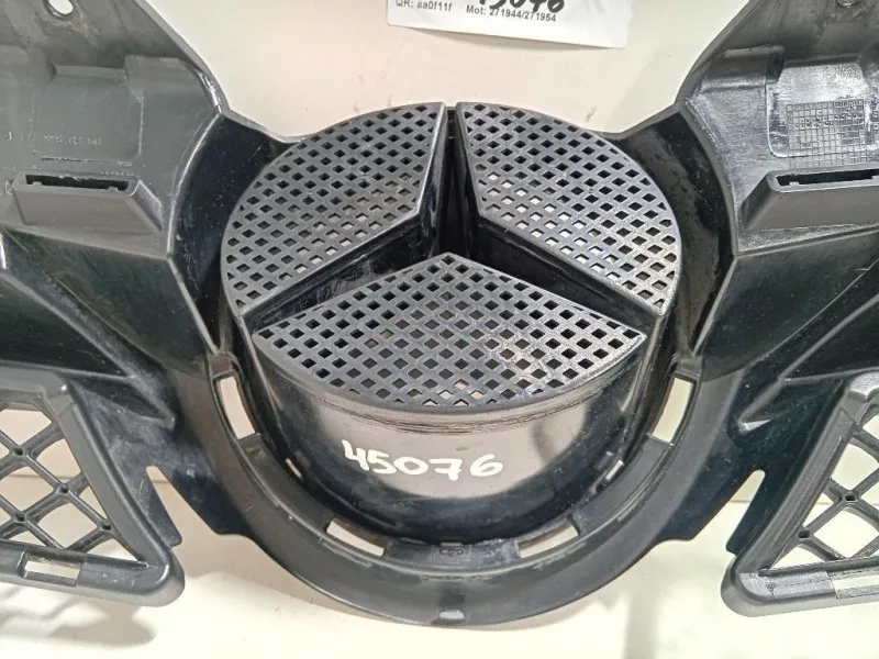 Griglia DI Ventilazione Paraurti ANT GRIGLIA DI VENTILAZIONE PARAURTI ANT Mercedes Classe SLK R171 2004