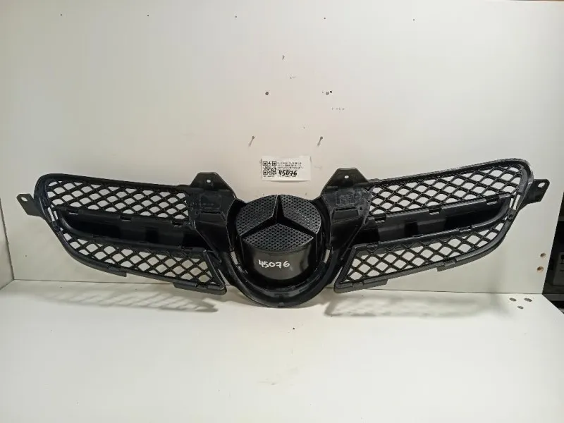 Griglia DI Ventilazione Paraurti ANT GRIGLIA DI VENTILAZIONE PARAURTI ANT Mercedes Classe SLK R171 2004