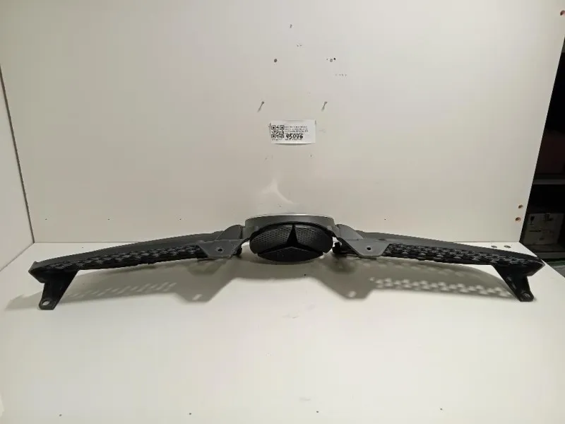 Griglia DI Ventilazione Paraurti ANT GRIGLIA DI VENTILAZIONE PARAURTI ANT Mercedes Classe SLK R171 2004