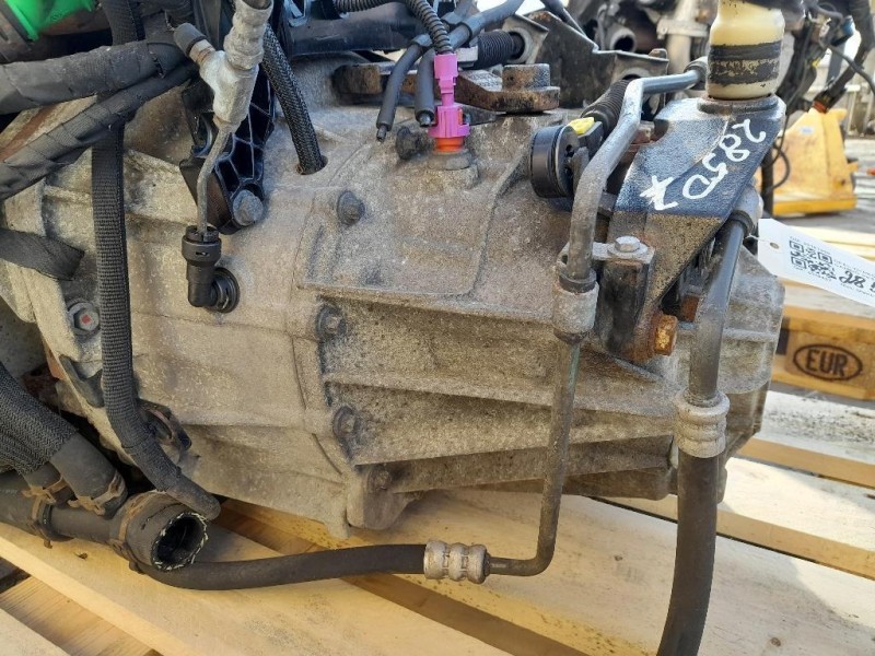 Cambio 93161928 Opel Vivaro A 2007