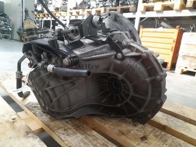 Cambio 93161928 Opel Vivaro A 2007