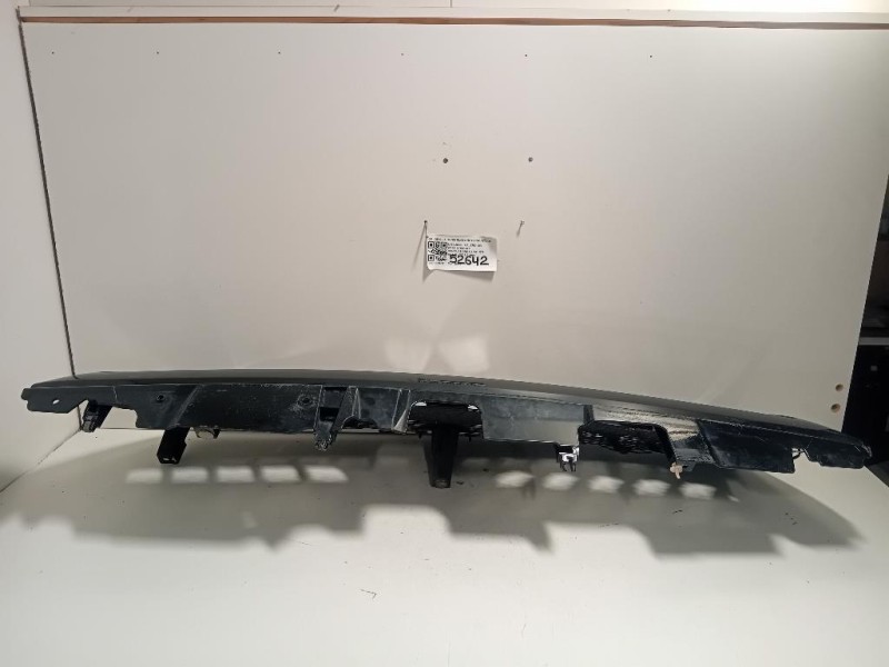 Griglia DI Ventilazione Paraurti ANT GRIGLIA DI VENTILAZIONE PARAURTI ANT Mitsubishi Pajero III 2000