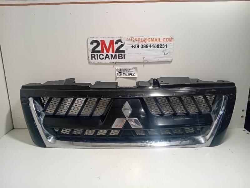 Griglia DI Ventilazione Paraurti ANT GRIGLIA DI VENTILAZIONE PARAURTI ANT Mitsubishi Pajero III 2000