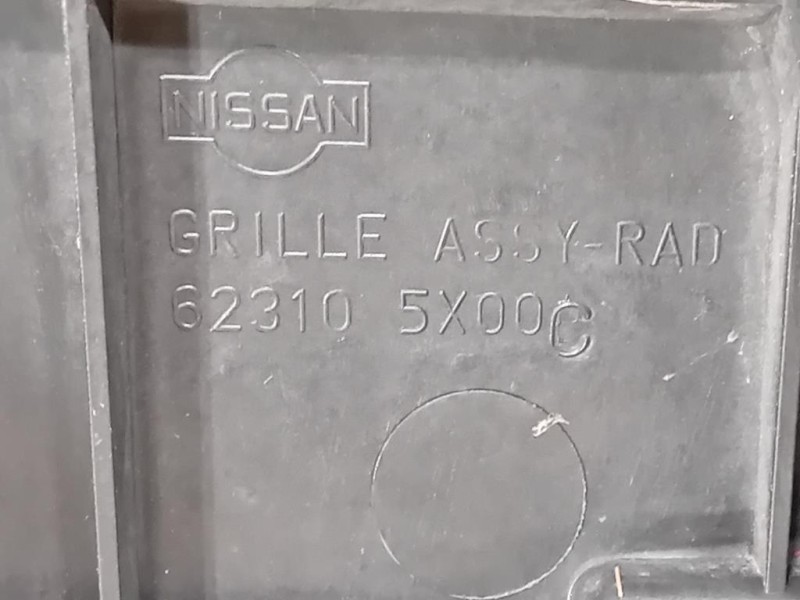 Griglia DI Ventilazione Paraurti ANT 623115X00B Nissan Navara 2005