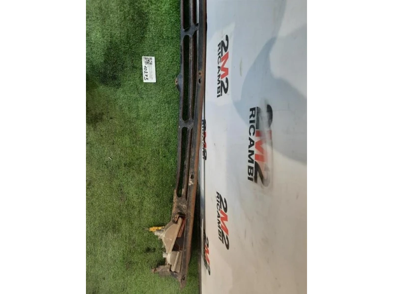 Griglia DI Ventilazione Paraurti ANT Nissan Patrol 1983-1988