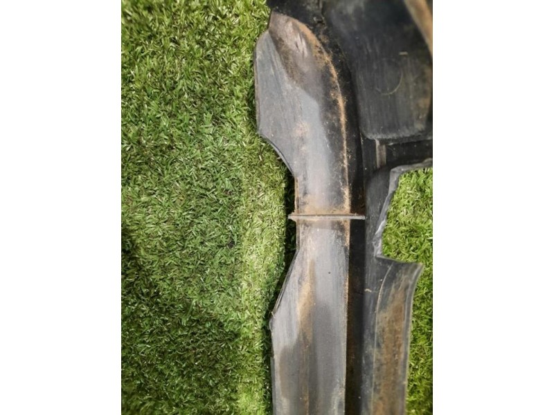 Griglia DI Ventilazione Paraurti ANT 62310G9601 Nissan Patrol GR I 1988