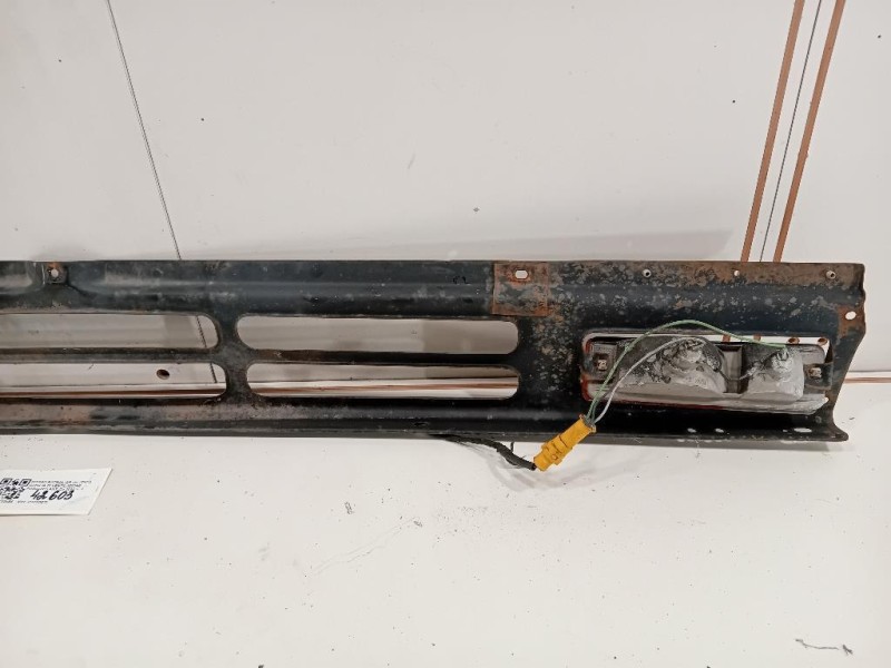 Griglia DI Ventilazione Paraurti ANT Nissan Patrol GR II 2005
